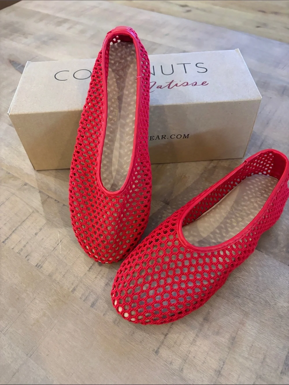 Coconuts by Matisse Marta Red Mesh Ballet Flats Shoes Size 9M New in Box $70